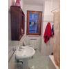 Appartamento al primo piano di 78 mq c.a. con ingresso indipendente di 25 mq c.a. con terrazzi di 40 mq c.a e garage di 30 mq c.a. Composto da: soggiorno, cucina, camera matrimoniale, due camerette e bagno finestrato. C. e. D I.P.E. 120,00Appartamento