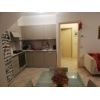 Zona passeggi, appartamento del 2007, al primo piano con ascensore, composto da: soggiorno con angolo cucina, camera matrimoniale e cameretta con parquet, bagno finestrato e garage. Nel prezzo  compreso cucina e armadio su misura. IN TRATTATIVAAppartamento
