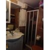 Schiera di 210 mq c.a. Piano terra: soggiorno con angolo cucina, sala da pranzo. Piano primo: tre camere da letto con balconi e bagno. Piano seminterrato: taverna con bagno, lavanderia e garage. Piano mansardato abitabile con terrazzino. C.e. GPorzione di casa/Indipendente